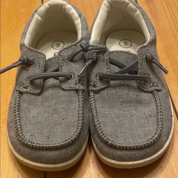 Cat & Jack Gray Moccasin Kids Shoes - Picture 7 of 8